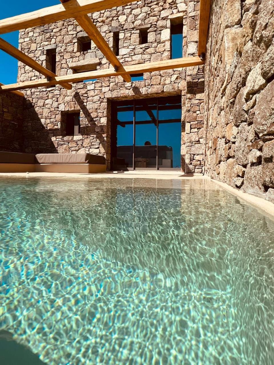 Ria Mar & By Live&travel Houlakia (Mykonos)